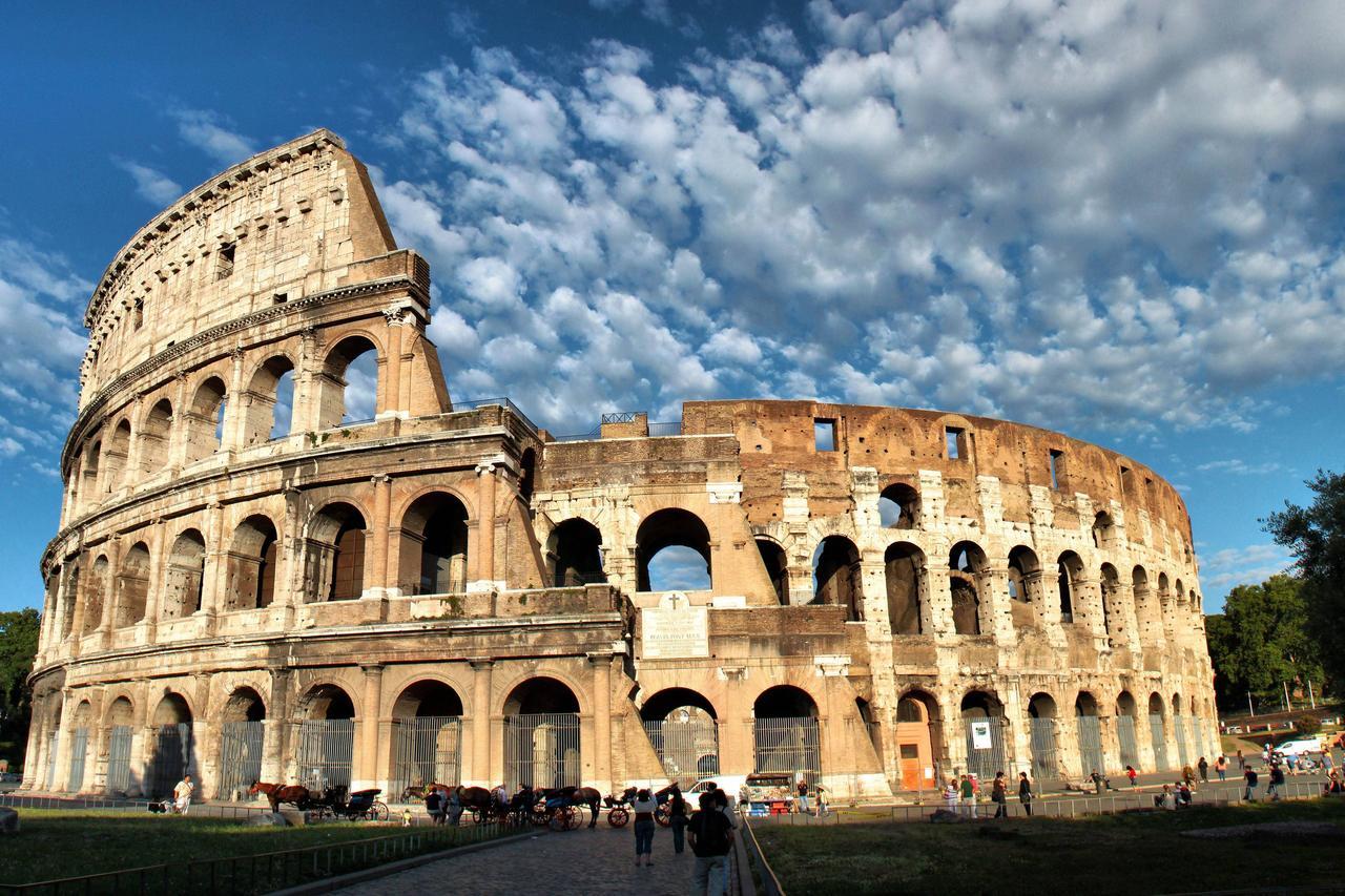 White Rooms Colosseo Roma Exterior foto